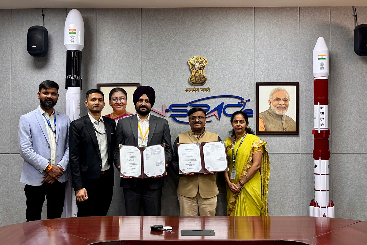  Intelsat Wins India Approval for Direct Broadcast Services