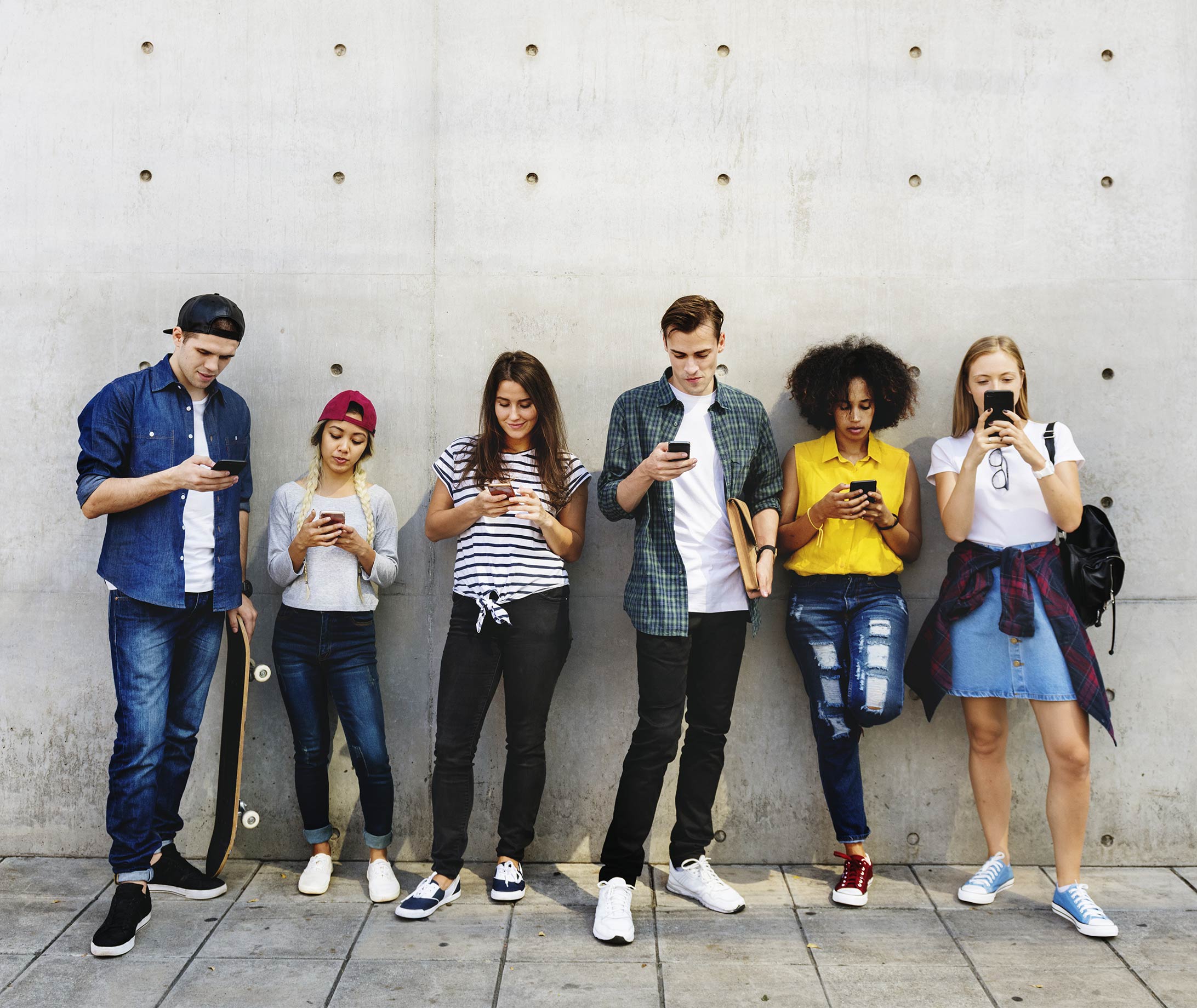 7 in 10 Indian Gen Z Plan to Switch Jobs Within 6 Months for Better Pay: Deel