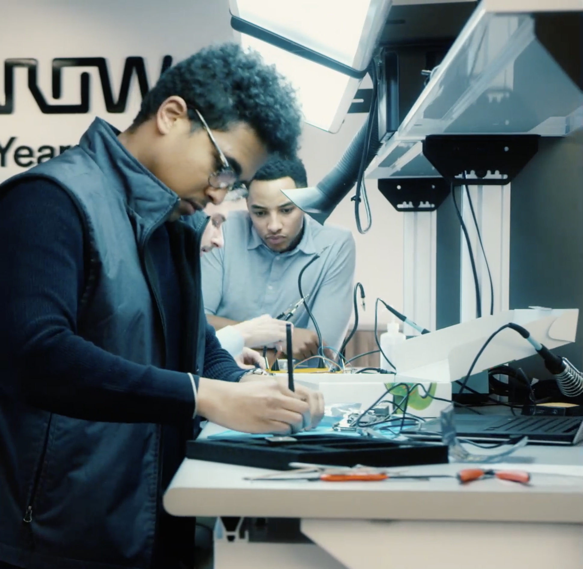 Arrow Electronics Launches Engineering Solutions Center to Support Tech Innovation Across India ....
